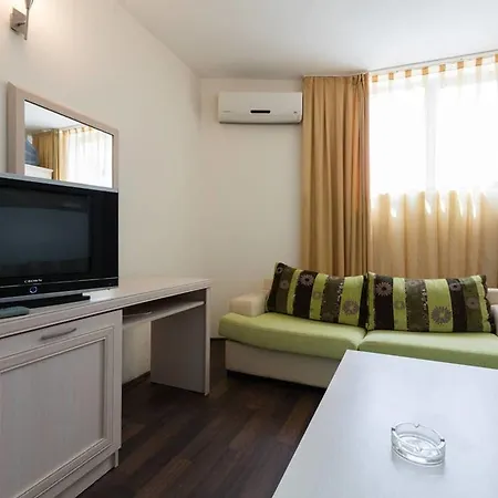 ❤ 1 Bedroom W Kitchen&big Terrace ❤xm❤